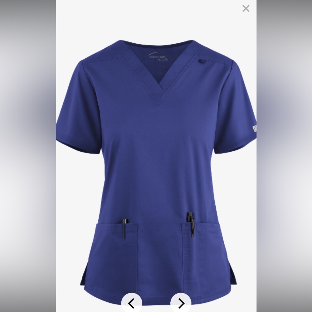 UA Butter soft stretch scrub top in Galaxy Blue size small BRAND NEW